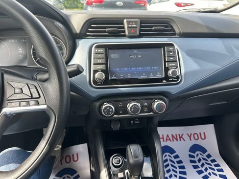 Used 2025 Nissan Versa SV FWD image 22