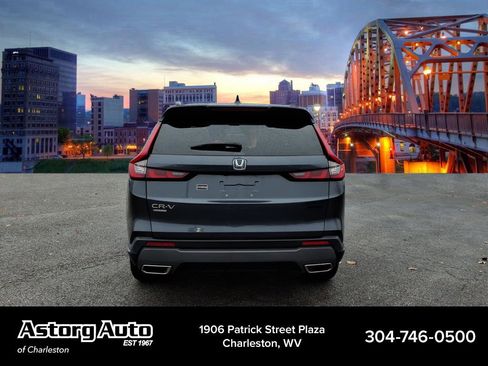 Used 2023 Honda CR-V Sport image 4