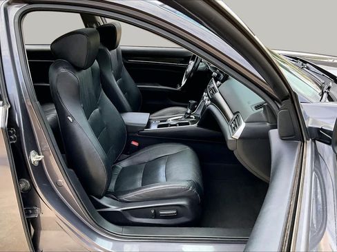 Used 2019 Honda Accord EX-L image 9
