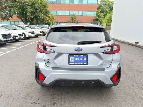 Used 2025 Subaru Crosstrek 2.5i Premium AWD/4WD image 7