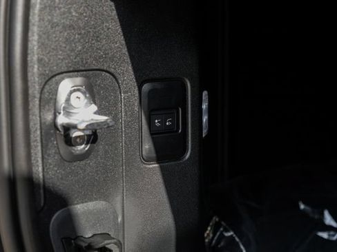 New 2026 Land Rover Defender 110 X AWD/4WD image 64