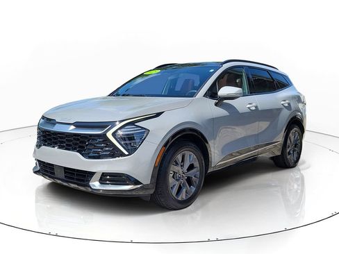 Certified 2025 Kia Sportage SX FWD image 3