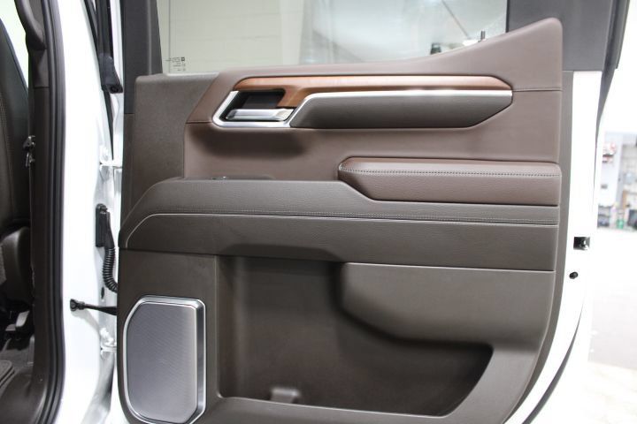Used 2023 GMC Sierra 1500 Denali w/ Denali Reserve Package AWD/4WD image 31