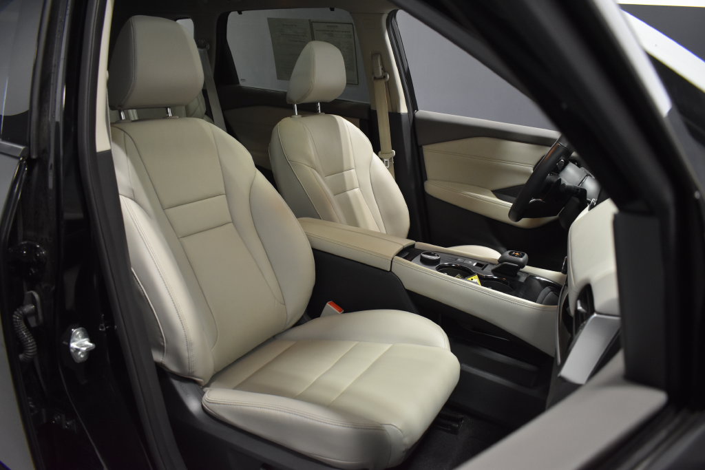 Certified 2023 Nissan Rogue SL w/ SL Premium Package AWD/4WD image 14