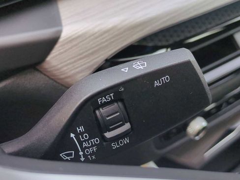 Used 2025 BMW i4 xDrive40i w/ Premium Package image 28