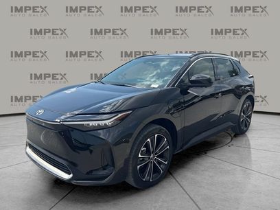 Used 2024 Toyota bZ4X AWD w/ Weather Package