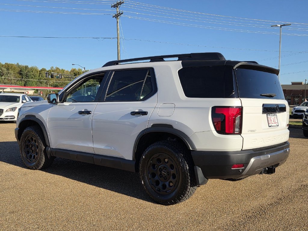 Certified 2026 Honda Passport TrailSport image 7