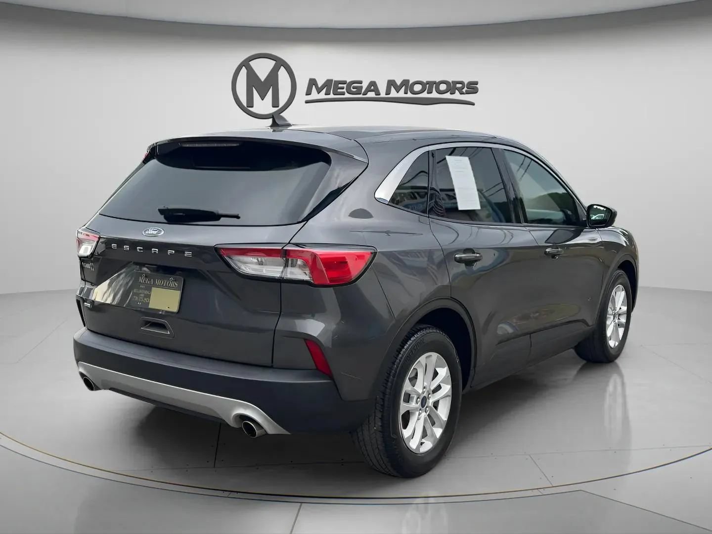 Used 2020 Ford Escape SE FWD image 5