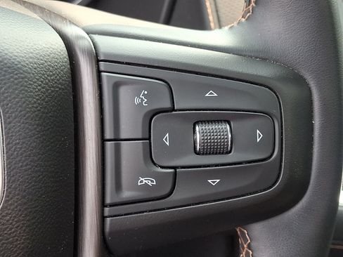 Used 2023 GMC Yukon AT4 w/ AT4 Premium Plus Package AWD/4WD image 23