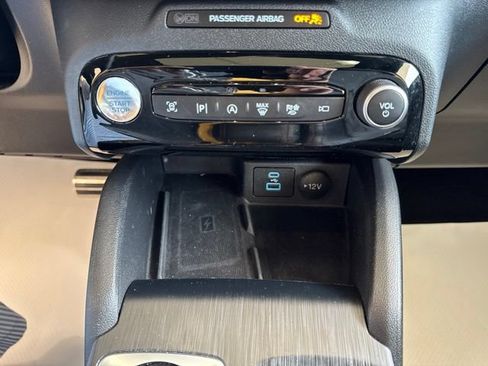 Used 2023 Ford Escape ST-Line Elite w/ Premium Technology Package AWD/4WD image 22