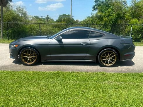 Used 2015 Ford Mustang GT Premium RWD image 7