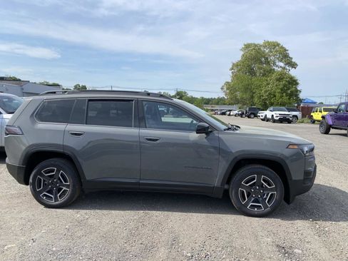 New 2026 Jeep Cherokee Limited AWD/4WD image 2