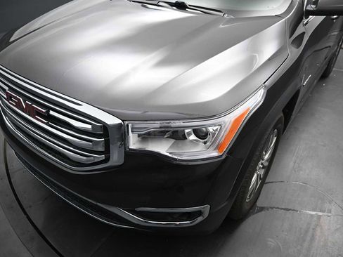 Used 2017 GMC Acadia SLE AWD/4WD image 16