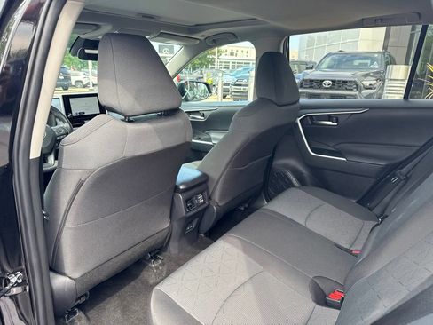 Certified 2025 Toyota RAV4 XLE w/ Convenience Package AWD/4WD image 19