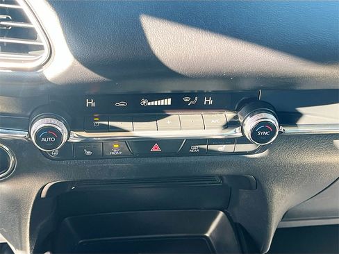 Used 2022 MAZDA CX-30 2.5 Turbo w/ Premium Plus Pkg image 16