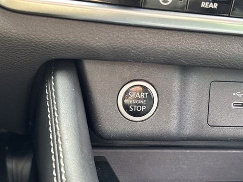 Certified 2023 Nissan Rogue SL w/ SL Premium Package image 27