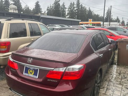 Used 2014 Honda Accord Sport image 2
