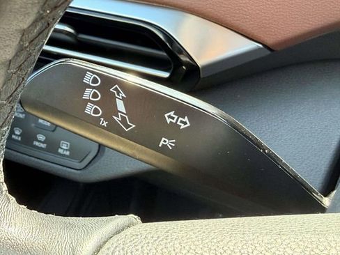 Used 2022 Volkswagen ID.4 Pro S image 22