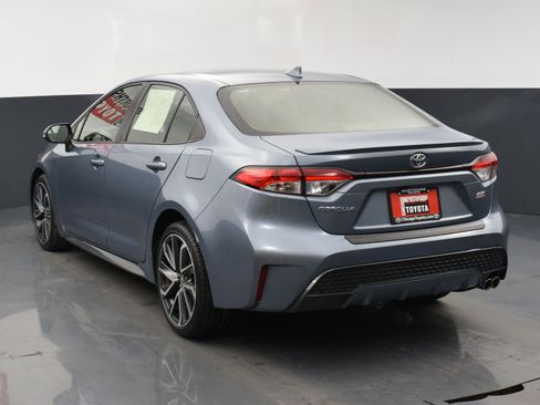 Used 2021 Toyota Corolla SE image 3