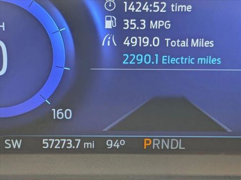 Used 2020 Ford Escape SE Sport image 8