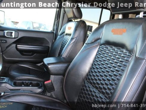 Used 2021 Jeep Gladiator Mojave image 40