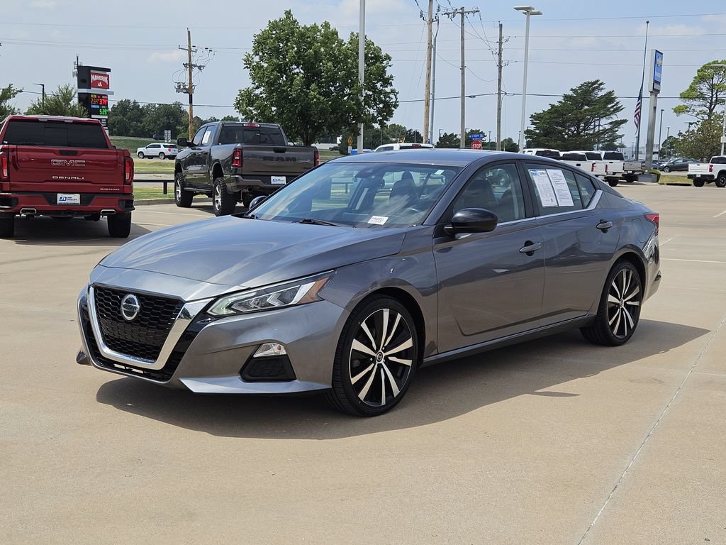 Used 2021 Nissan Altima 2.5 SR FWD image 3