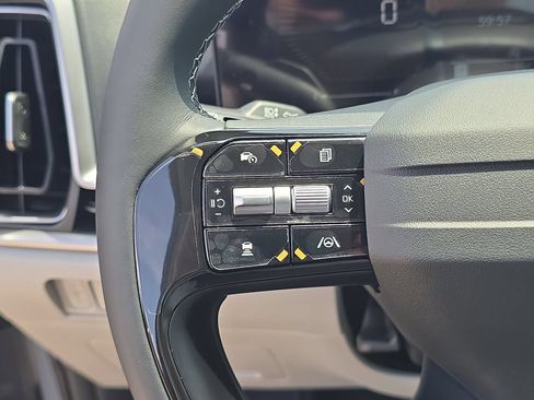 New 2026 Kia Sorento EX FWD image 31