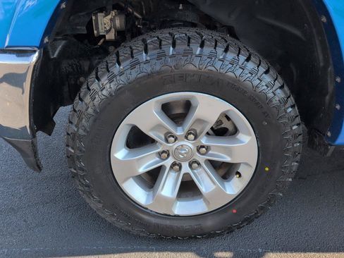 Used 2021 RAM 1500 Laramie AWD/4WD image 9
