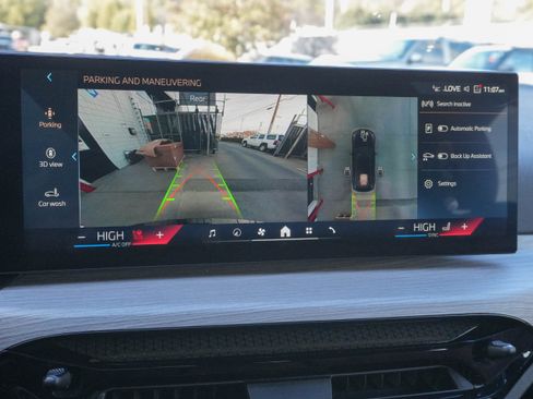 Certified 2025 BMW 430i image 25