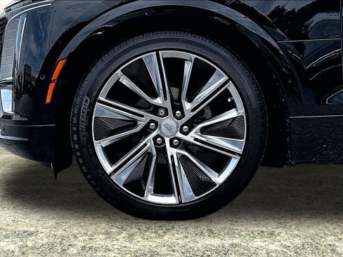 Used 2024 Cadillac Lyriq Luxury w/ Nappa Leather Package RWD image 33