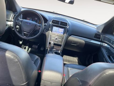 Used 2019 Ford Explorer Sport w/ Equipment Group 401A AWD/4WD image 10