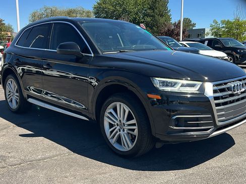 Used 2018 Audi Q5 Prestige w/ Prestige Package AWD/4WD image 3
