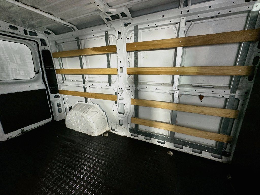 Used 2025 RAM ProMaster 2500 w/ U-Haul Equipment Group FWD image 14