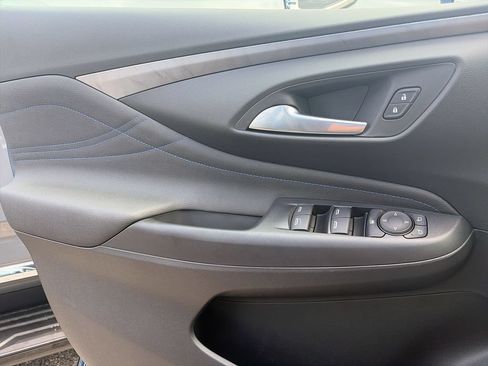 New 2026 Buick Envista Sport Touring w/ Convenience I Package FWD image 25