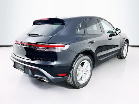 Certified 2026 Porsche Macan AWD/4WD image 9