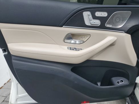 Used 2021 Mercedes-Benz GLE 450 4MATIC image 19