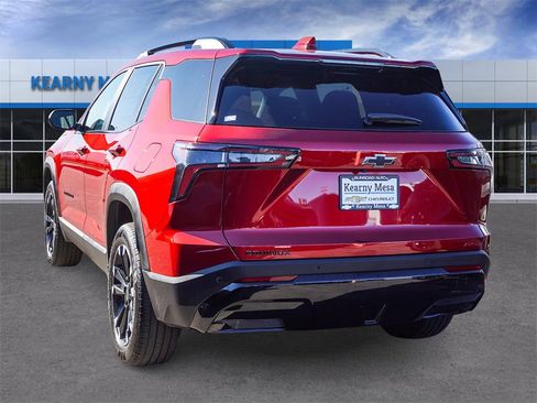 New 2026 Chevrolet Equinox RS w/ LPO, Floor Liner Package image 4