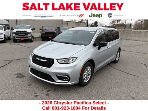 New 2026 Chrysler Pacifica Select image 1