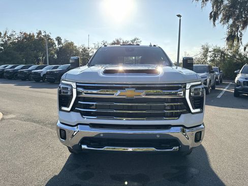 New 2026 Chevrolet Silverado 3500 LTZ image 9