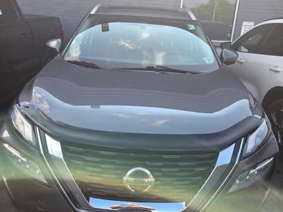 Used 2021 Nissan Rogue SL w/ Premium Package