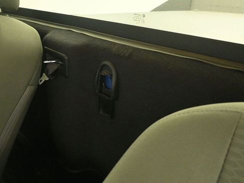 Used 2017 RAM 1500 Express image 17