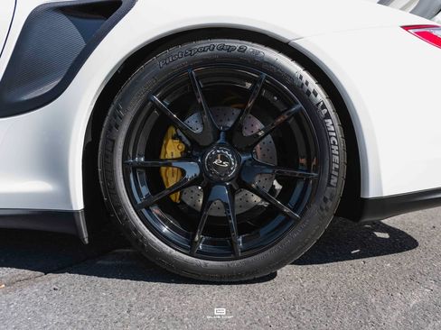 Used 2011 Porsche 911 GT2 RS RWD image 6