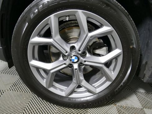Used 2023 BMW X3 xDrive30i w/ Premium Package image 9