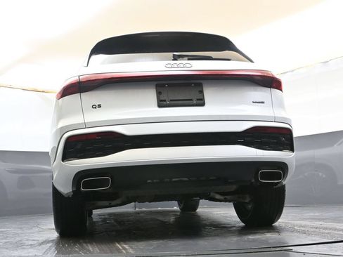Used 2025 Audi Q5 Premium Plus w/ Premium Plus AWD/4WD image 40