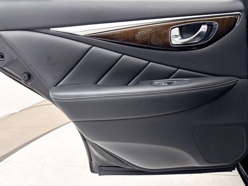 Used 2019 INFINITI Q50 Luxe w/ Essential Package (3.0T Luxe) RWD image 28