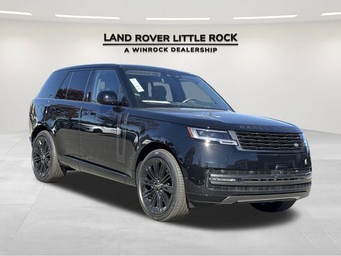 New 2025 Land Rover Range Rover SE image 8