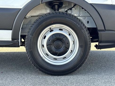 New 2026 Ford Transit 250 148 Medium Roof w/ Load Area Protection Package image 30