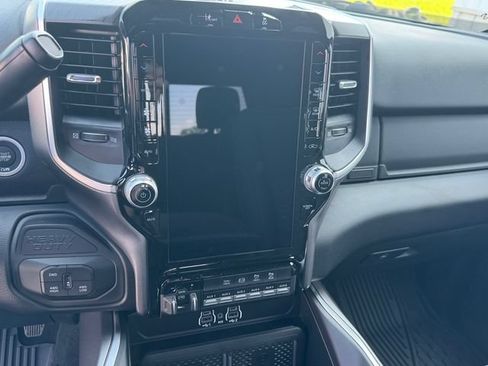 New 2026 RAM 3500 Big Horn AWD/4WD image 34