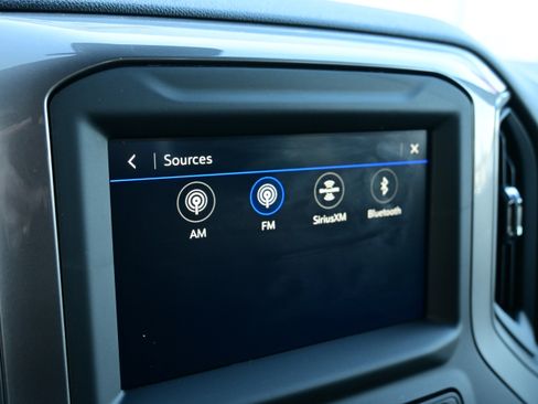 Used 2023 Chevrolet Silverado 1500 Custom image 30