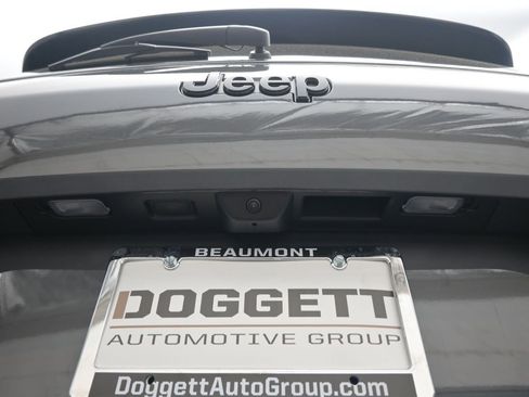 New 2025 Jeep Grand Cherokee L Altitude image 29